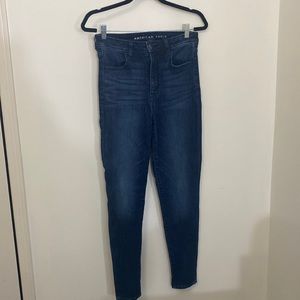AMERICAN EAGLE SKINNY JEANS